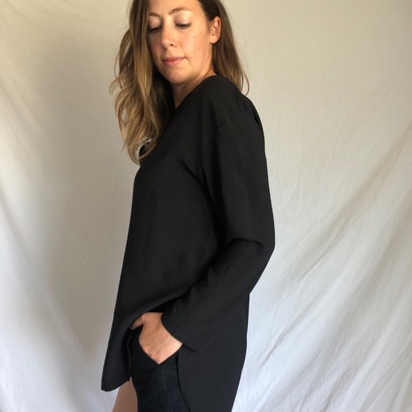 Camber&Grace Tunic Blouse - Picture 2 of 8